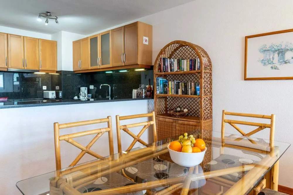 Dining room.