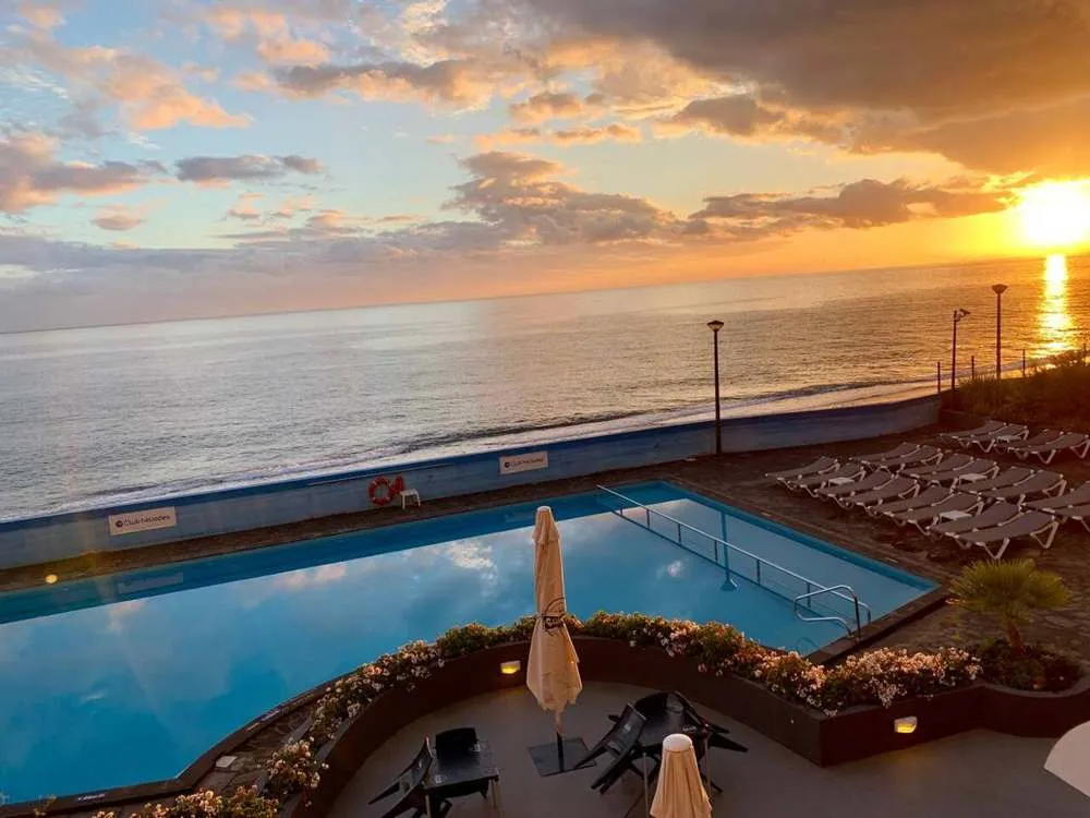 Interior of 'Atlantic Vista' - amazing view, balcony & pool.