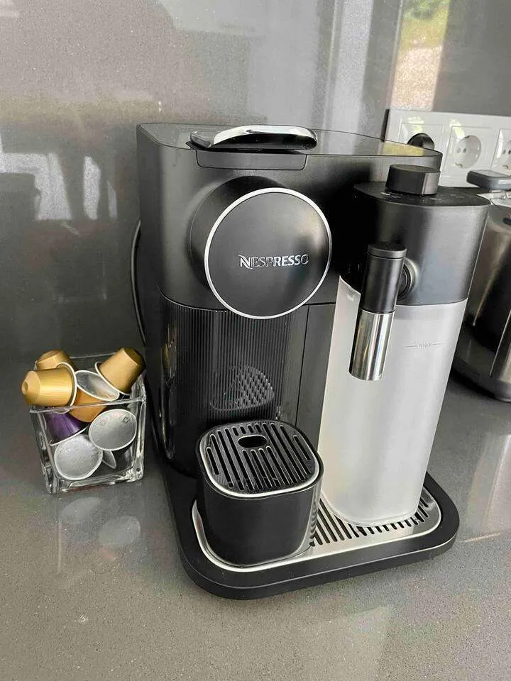 Equipped with one of the latest Nespresso machines and a huge variety of Nespresso pods to suit all tastebuds.
